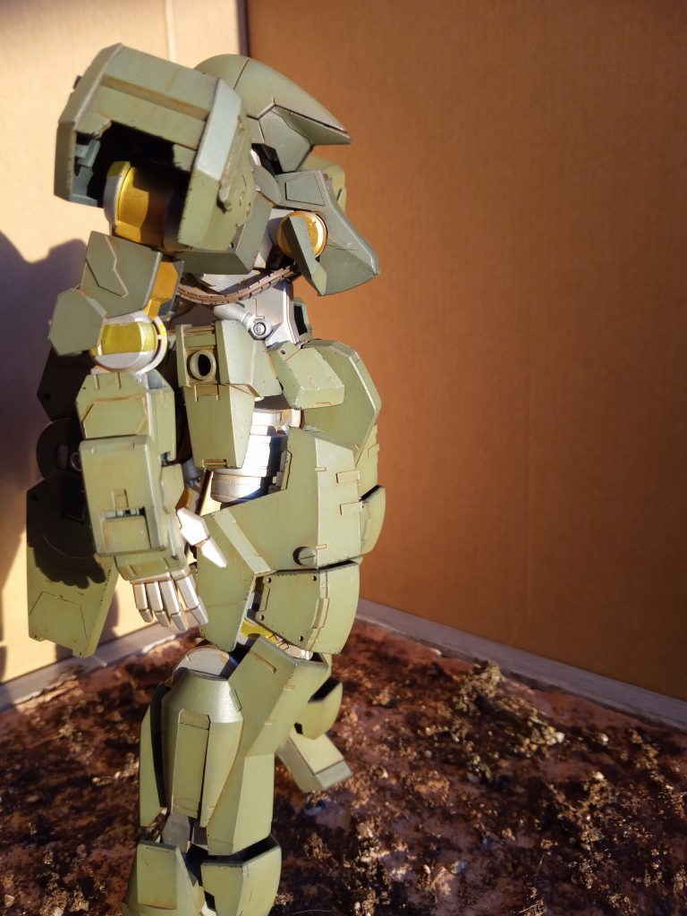 100分の1　グレイズ–5枚目/制作者：Ozの模型兵