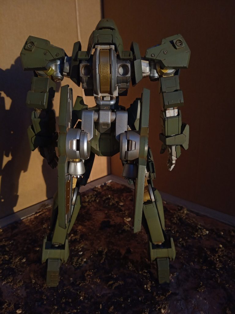 100分の1　グレイズ–8枚目/制作者：Ozの模型兵