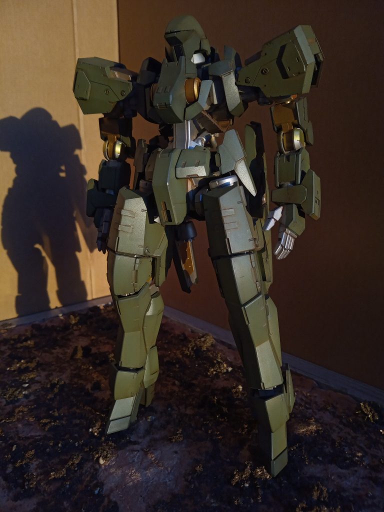 100分の1　グレイズ–2枚目/制作者：Ozの模型兵