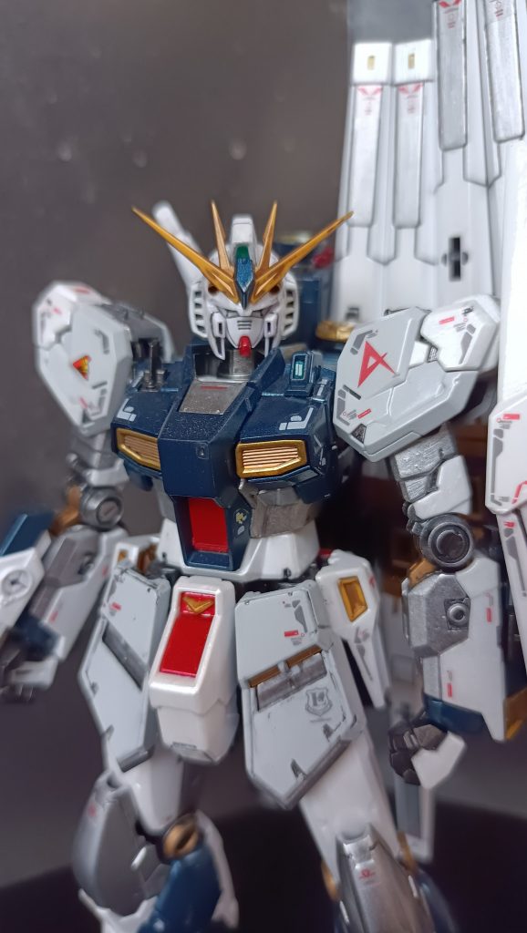 せっかくのイケメンなのに、ツインアイが写ってなかった…最後までご覧頂き、ありがとうございました!