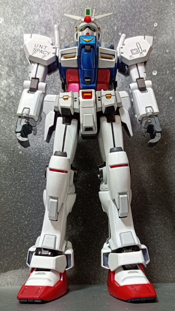 コウ・ウラキ「やっぱりガンダムだ!」このくらいの仰角で見上げたんでしょうか。