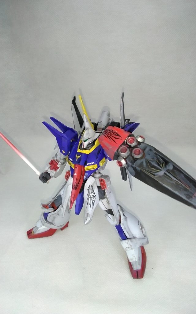 ビームサーベルに持ちかえ 