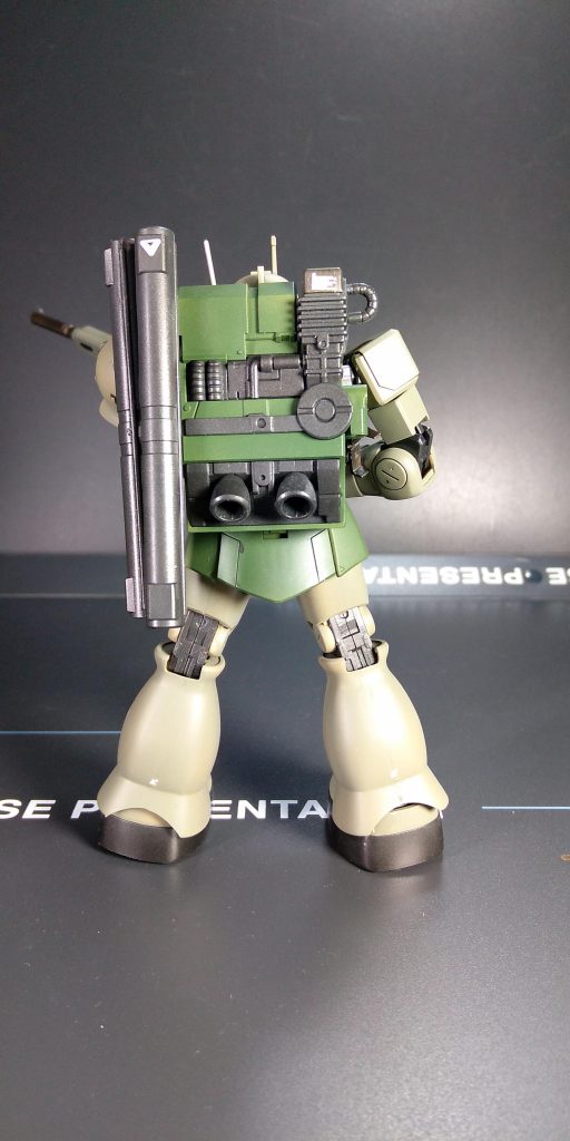 バックショット。力尽きデカール貼りは少な目です。