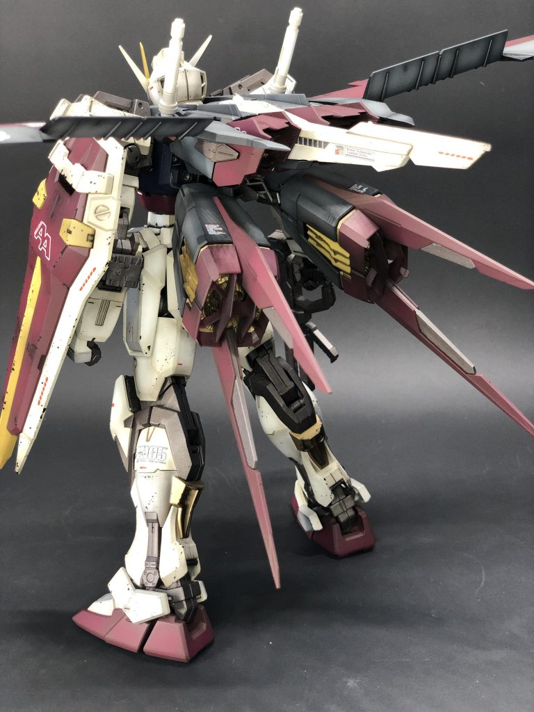 背中　とげとげしていて良いです。