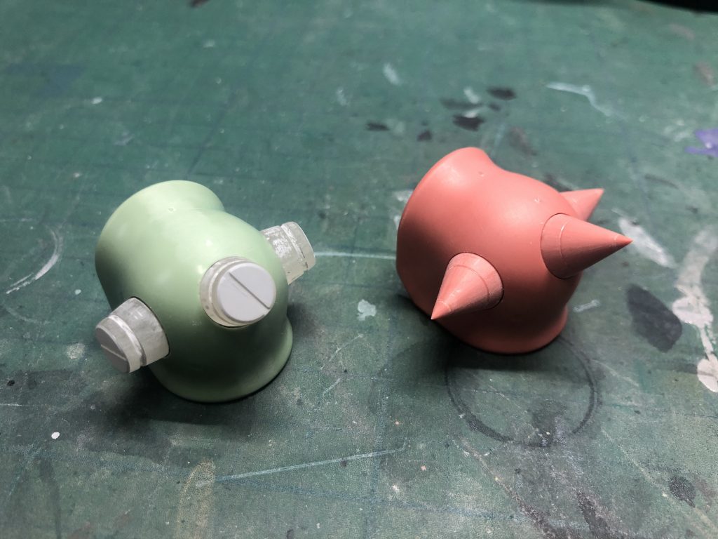 3Dプリンターでスパイクの代わりを作成　使わなかったけどもう一個はスパイクを尖らせています。