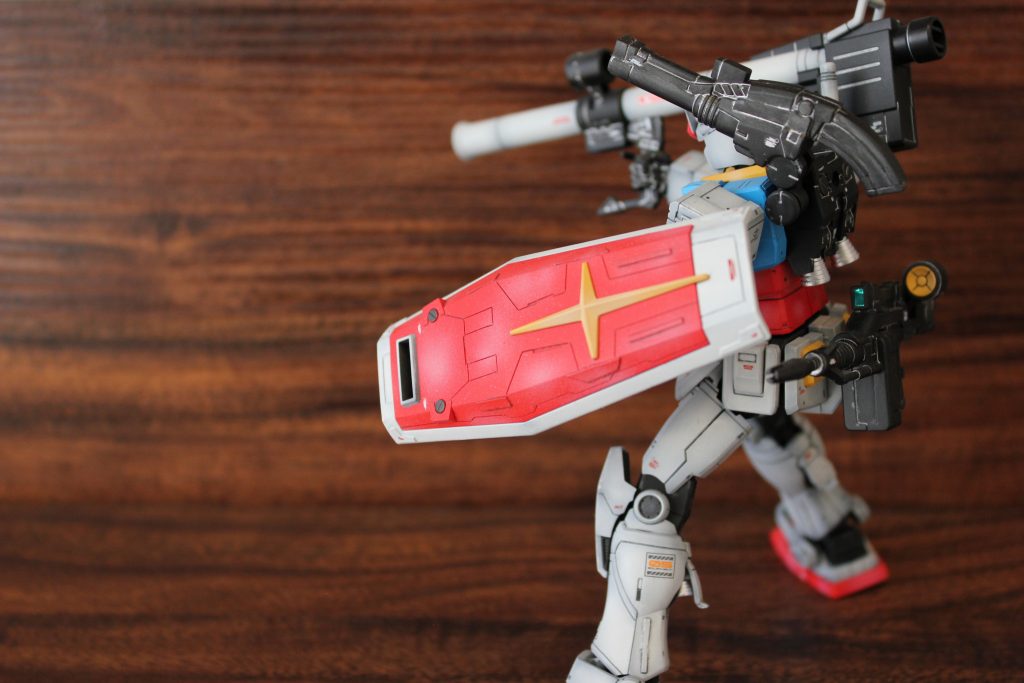 墨入れにシルバーを使用しましたが、トップコートで艶消しかけたら単なる白っぽくなってしまいました。