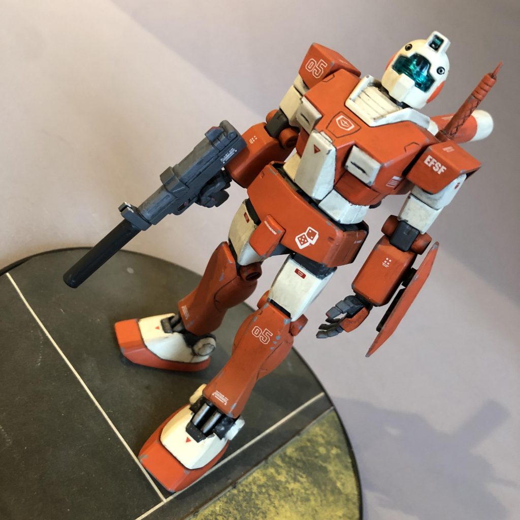 肩アーマーは設定画では無いのですが、腰アーマー同様肩アーマーも小型化して残した方が「軽量化感」が出るかなと思い残しています。