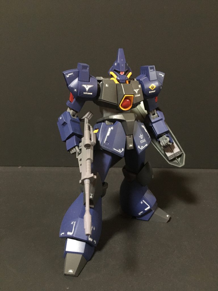 正面右側胸部の黄色の範囲を悩みましたが、試行錯誤の末、胸部中央のみとしています。