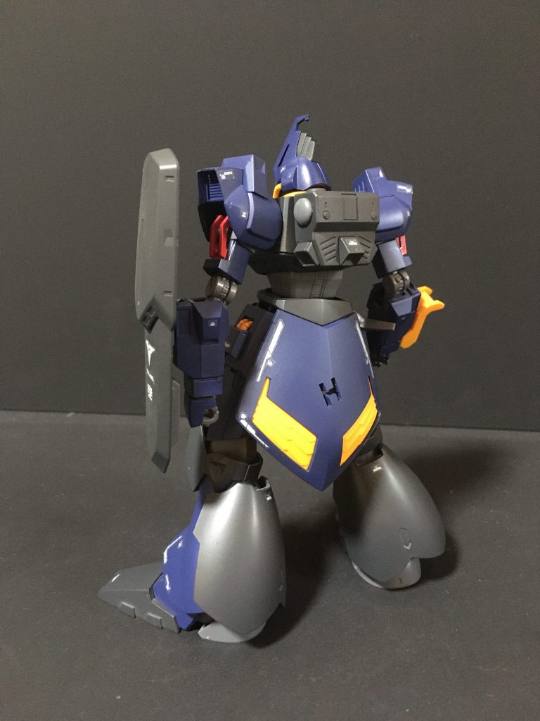 後方ショット武器接続穴は 迷いましたが穴埋めせずに残しています。。。