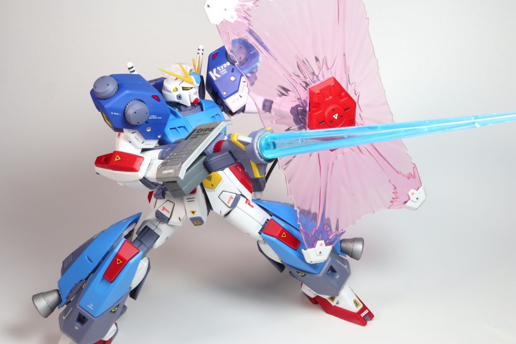 メガビームシールド＆ビームランサー構えUC100年代に蘇る重装歩兵！