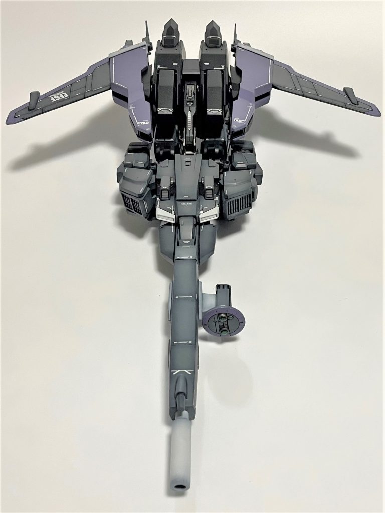 Ｇフォートレス形態、正面から。３ＤプリンターはFMD（ワイヤー状プラの積層タイプ）を使用しているため、表面の段々が激しく、表面処理は気が遠くなるような時間がかかってます。。。