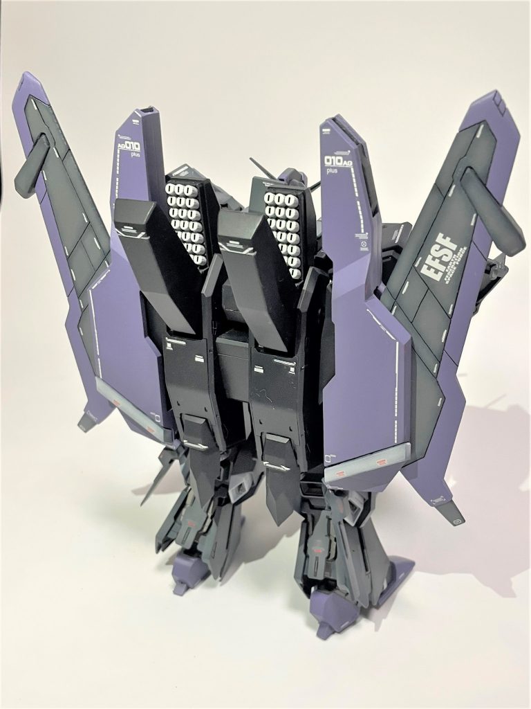 MS形態、ミサイルハッチオープン、後ろ。ハッチオープン機構も新しいヒンジを作り、再現です。