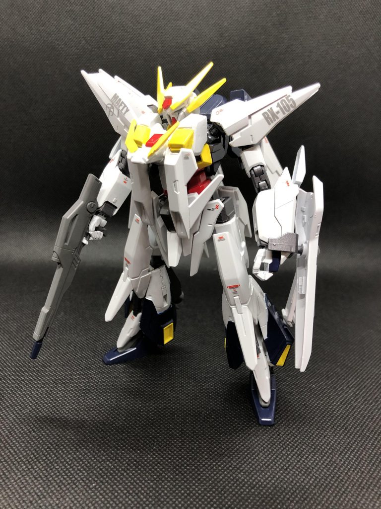顔がなんとなく似てるなと思い、ガンダムハルートベースで作成してます。