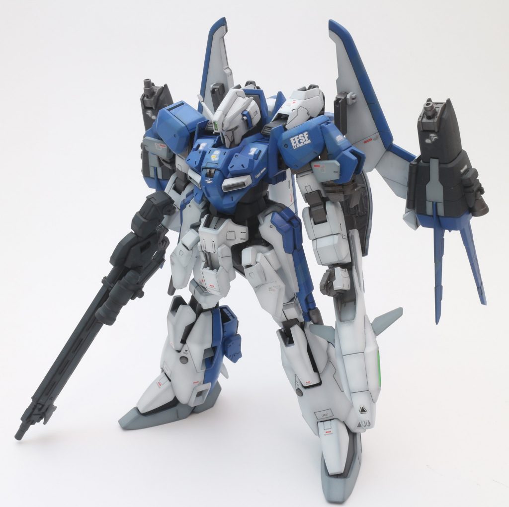 見る人が見ればエールストライカーがそのまま使われていることがよくわかると思います．一部EGガンダムも使いました．