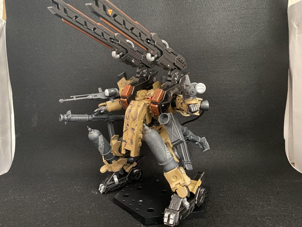 サムネ画像。これだけ照明炊かずに自然光で撮ったんですがなかなかいい感じ。後回しにはしましたが,納得できる物ができて満足です。そして……