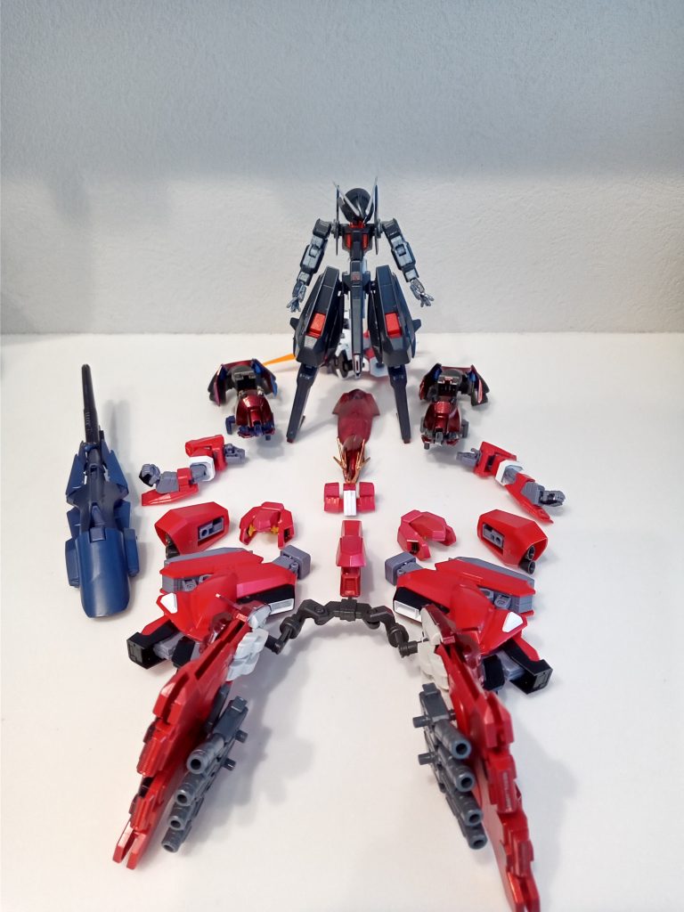 これからの作例で活躍してくれるであろうウーンドウォート・レジオン機風塗装とディスプレイ!