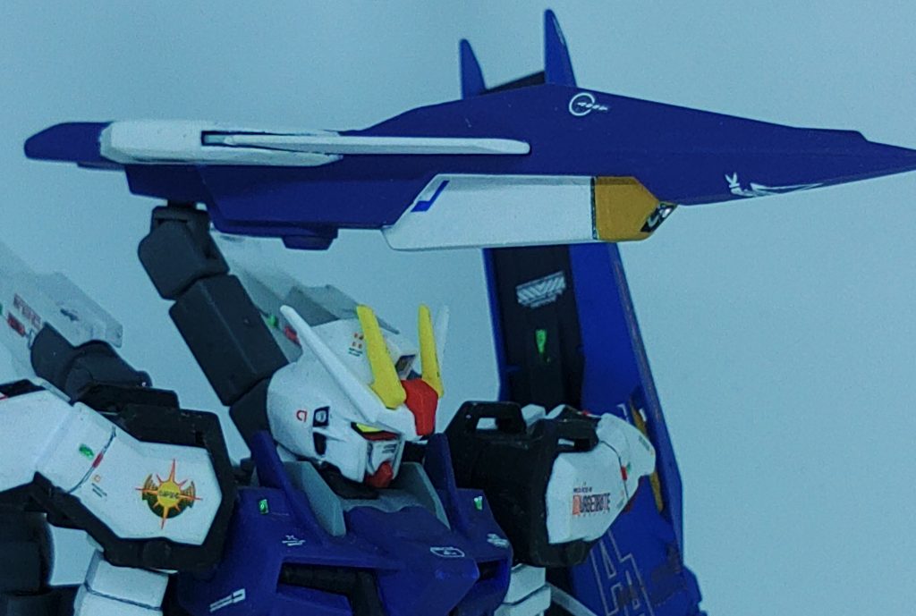 シールドはストライカーパックのアームに接続した状態でも使用でき、フレキシブルに動くビームガンユニットとして使うことが出来る。