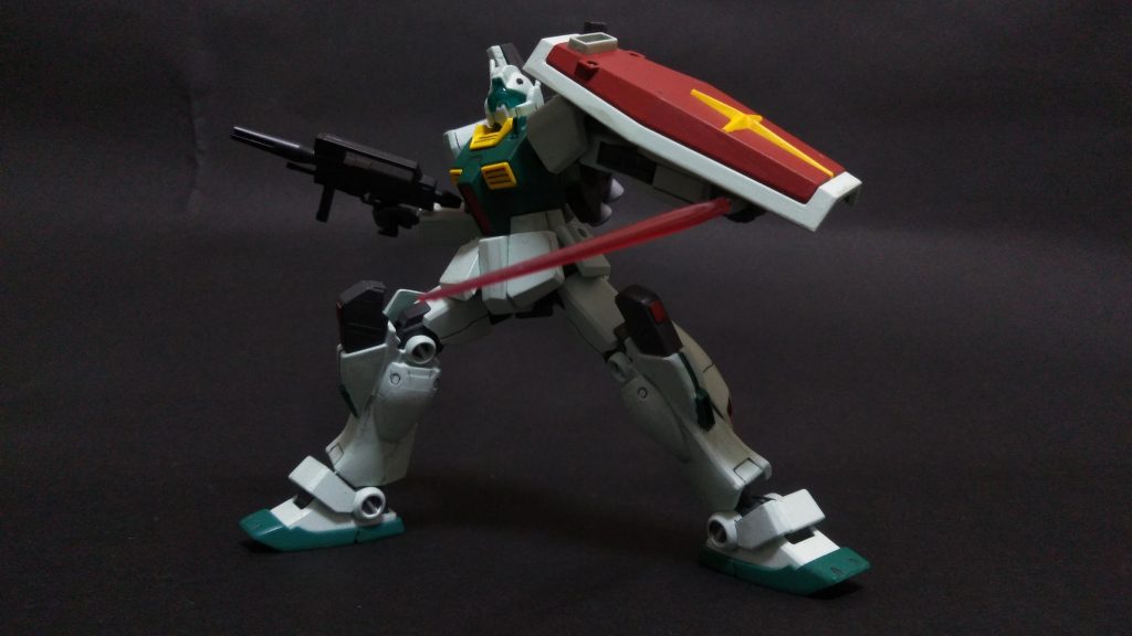 　ミサイルポッドを外してシンプルなジムⅢ