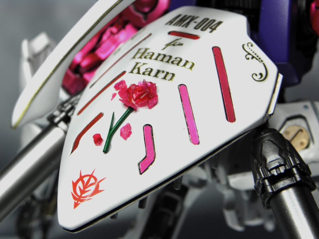 また薔薇をあしらってしまいました