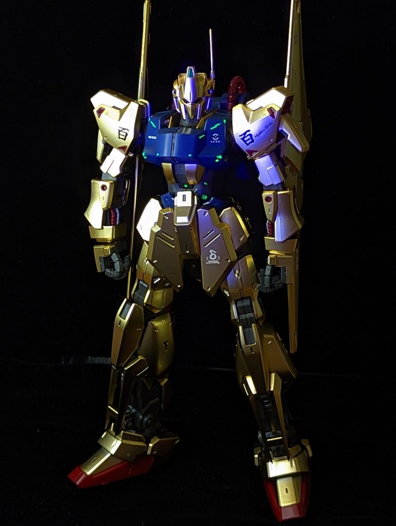 素立ちだとプロポーションの良さがよくわかります