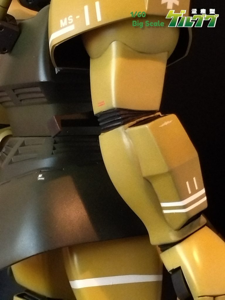 腕関節がスカスカなので、固定であることを活かし、エポパテで蛇腹状の関節カバーを作成しました。