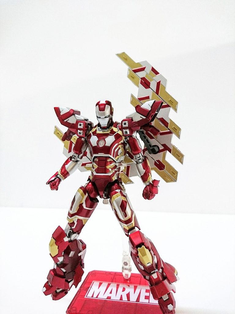 ムーンアイアンマン–2枚目/制作者：やまさん