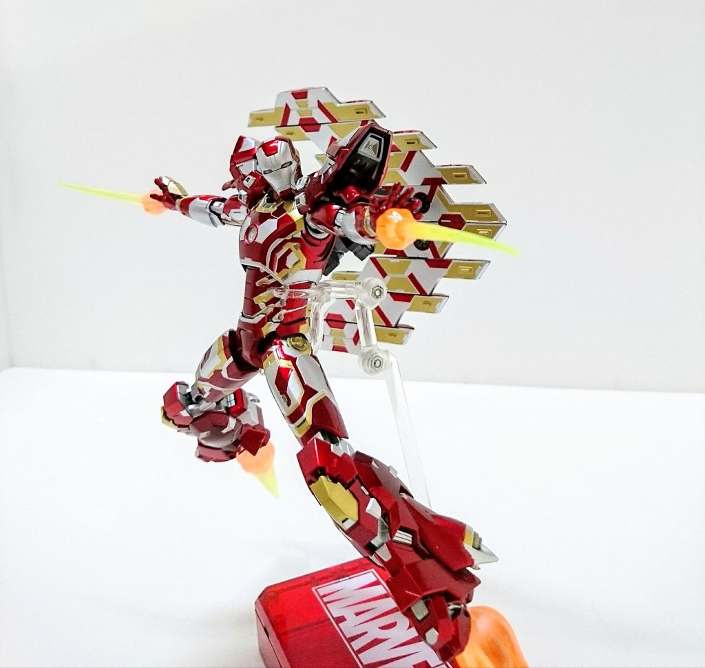 ムーンアイアンマン–4枚目/制作者：やまさん