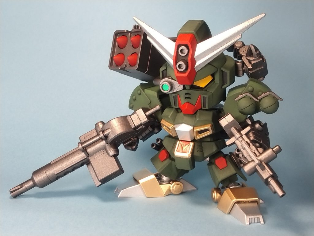 SDガンダム バトルアライアンスのクリア記念になります。ゲーム序盤から最後まで、自機として大活躍してくれたコマンドガンダムを、その時の瞳無し状態で作ってみました。