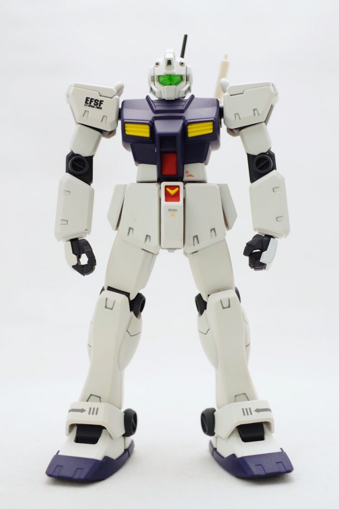 スミ入れはグレーで、デカールもほどほどに。