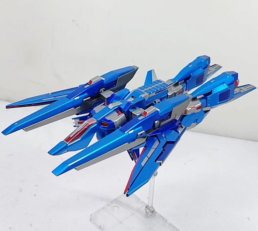 変形・・とゆうか機首をだして寝かせただけです😄💦