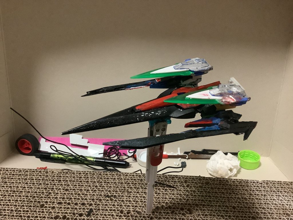 他にも、戦闘機としても、使えるため、体当たりを仕掛けて、鉄器を破壊をすることも多数ある