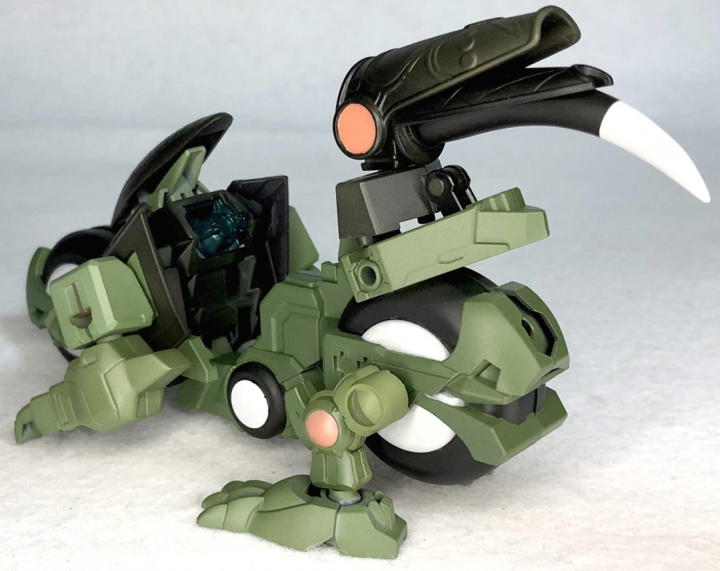 両足展開タイヤでなく足で自立できるようになりました笑生物チックさが増してデザイン元にだいぶ寄りましたかね