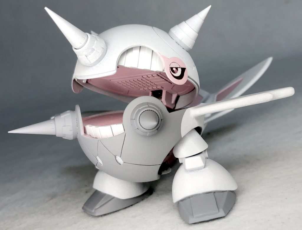 口オープン!ハルクジラの波形の口元をこのように表現!さらに立派な歯並びをモールド付きのプラ板で再現こちらも大変迫力満点!!