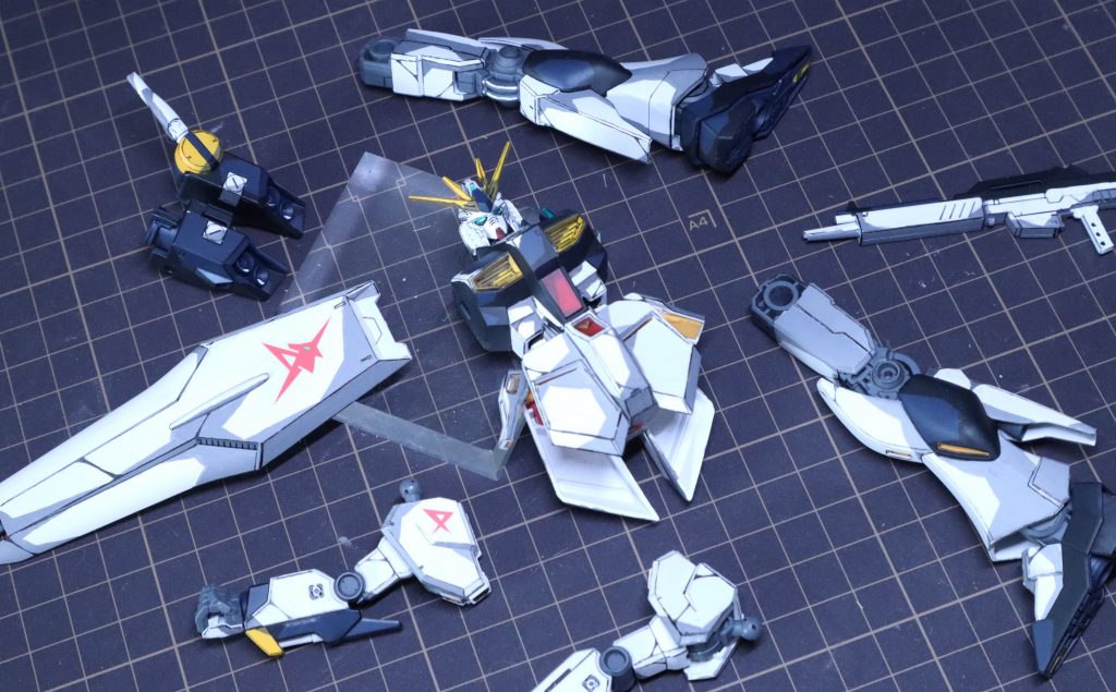 EG RX-93 nu gundam–7枚目/制作者：kckto125