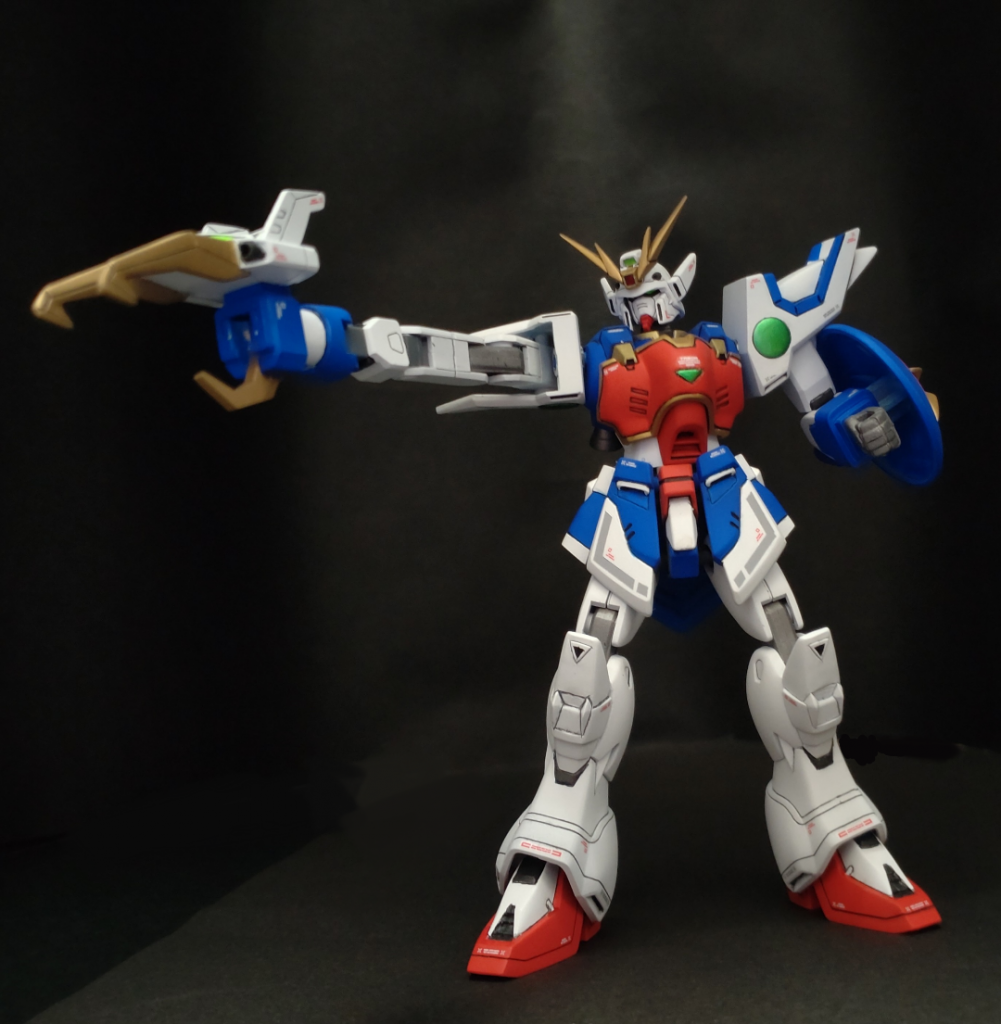 ドラゴンハング関節は旧キットのままなので、躍動感のあるポージングはできません。この辺はHGACに期待。