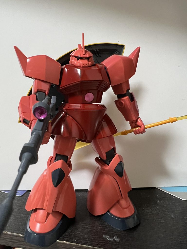 デカール前の状態。合わせ目消したりゲート跡を消すためのやすりがけの跡がある部分にEXクリアーを吹いてます。800-1000番までやすりがけしてクリアーを吹いたら、ヤスリの跡は消えると確認。このあとデカール貼ってから艶消しにしてます。