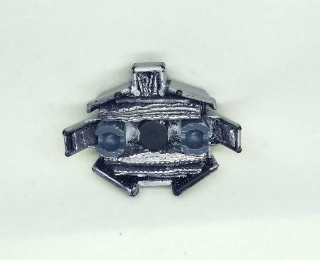 当日瞬着で関節の渋みを上げてたら股関節の凹が破損してしまったので後日ボールデンジョイント（中）に付け替えました。　ボールデンジョイント（中）＝ショックガンダム股関節＝ＳＤフレームなので便利です。