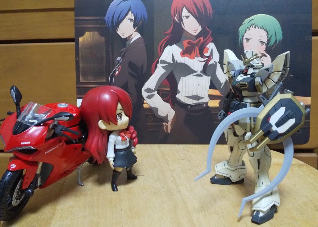 :?…何々?武器を捨てて投降しろと?何を言ってるだ?(笑)