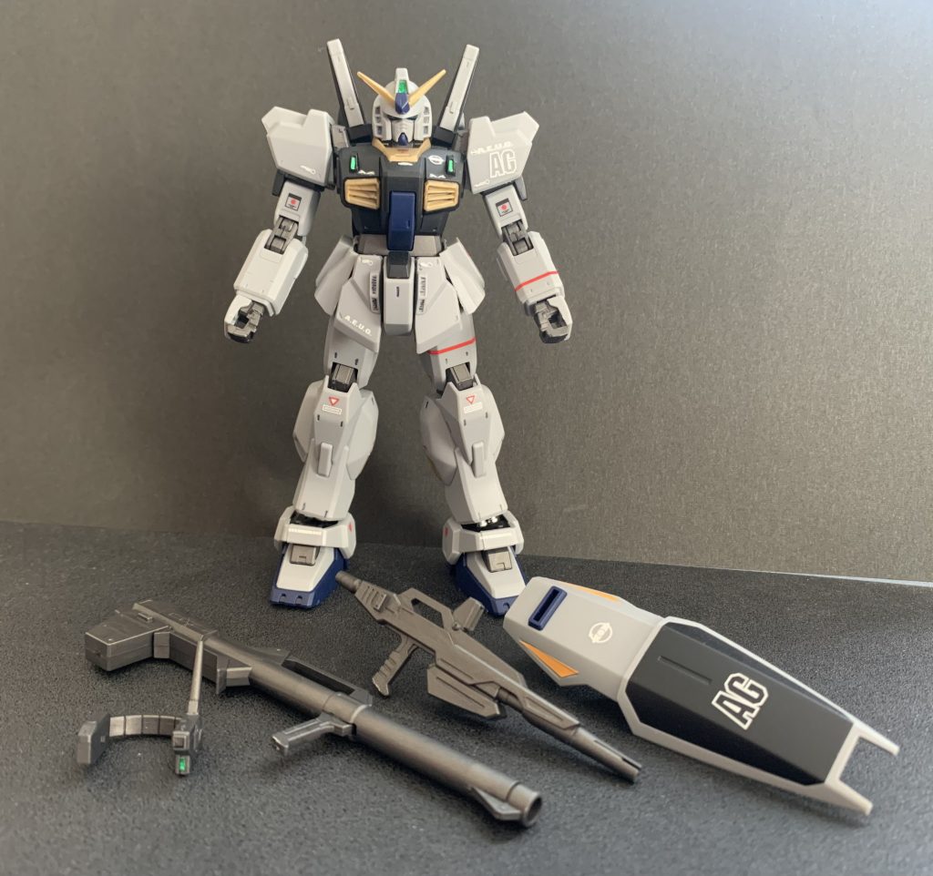 今回は素組み後つや消しスプレー噴いて適度な墨入れのみを行いました。