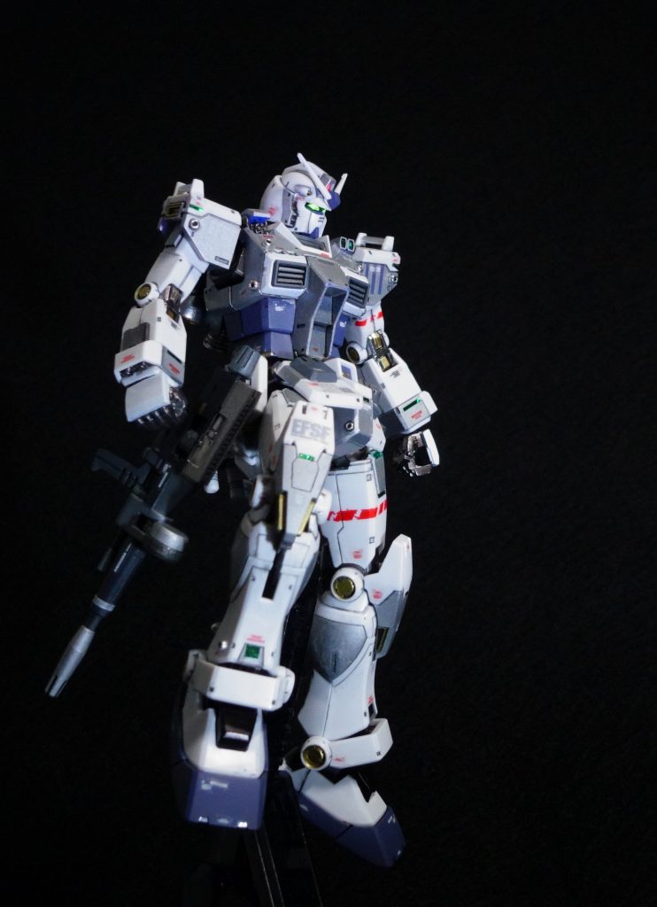 ●最終決戦仕様。マグネット・コーティングに加え、機体各所にアポジモーターを増設してAMBACを大幅に補助。非常にピーキーなマシンになったが、もはやアムロ以外のパイロットが操縦することはないので、良し。