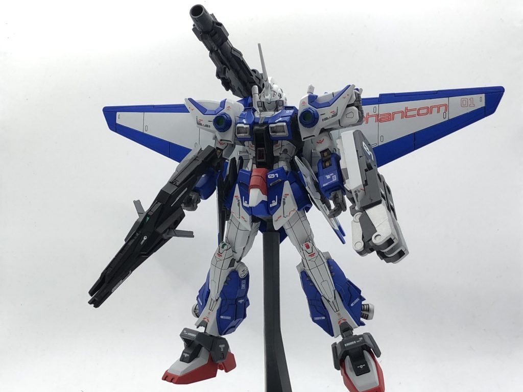 ドラグーンガンダム 第三形態プライマーとの最終決戦に向け再度調整されアップグレードされた。高出力のジェネレーターを搭載した大型の飛行ユニットを装備。各武装が本来のスペックを発揮出来るようになった。