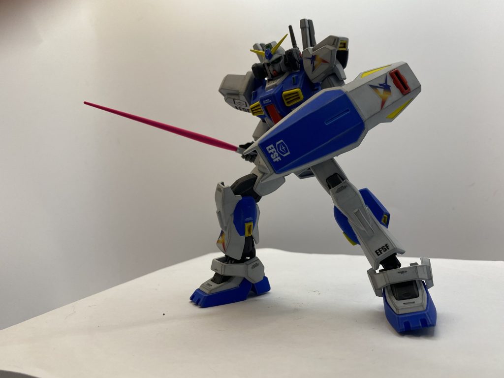 そう!あの時、カツが言った そんな事言わないで地下にモビルスーツが隠してあるとでも言って下さい! アムロ→実はあるんだ