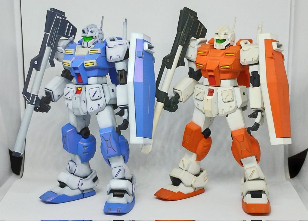 当時　作ったオレンジとのツーショットホワイトの色味が経年劣化でオフホワイトのようになってるこの色も良いかも