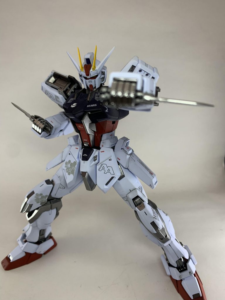 アーマーシュナイダー次回予告のポーズ刃はスターブライトシルバーで塗装しました