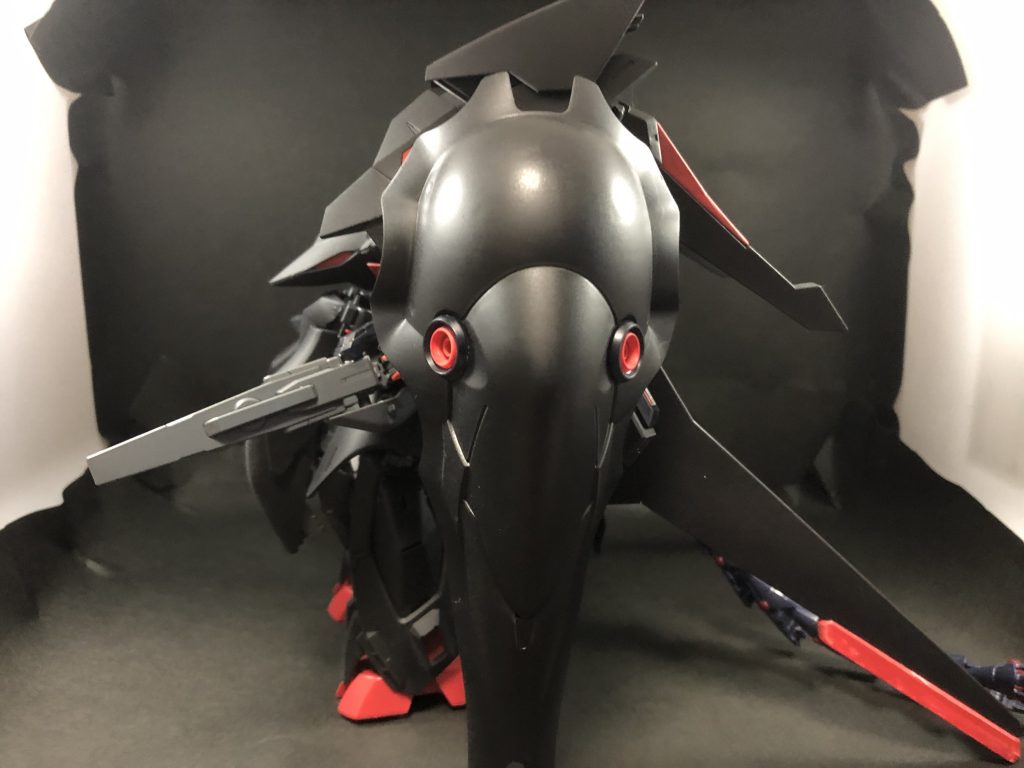 バインダーのせいで横から見たらバインダーしか見えませんね。