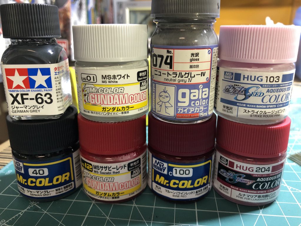 使用した塗料。初めてSEEDカラー使いました。水性塗料を毛嫌いしていましたが、リューアル版はラッカー並みの使い心地でかなり良かったです。