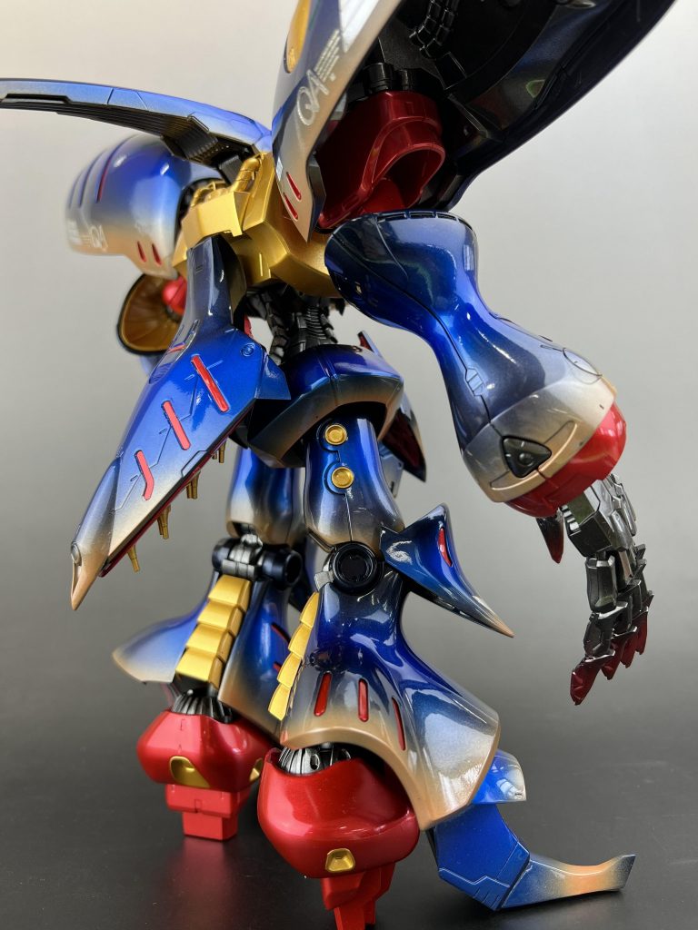 グラデーションについてはもっとオレンジに鮮やかさを持たせてもよかったかなぁとか。しかしこの感覚は次回作のナイチンゲールに活かされることになる。