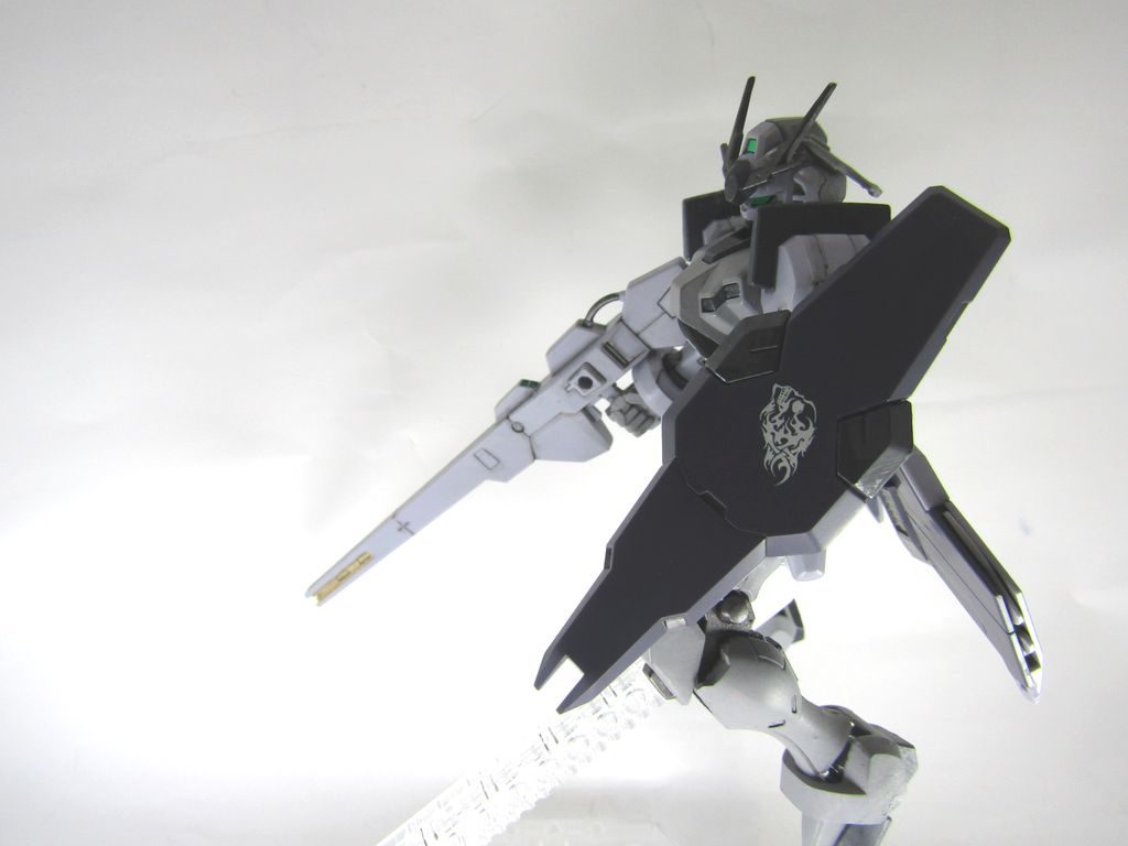 シールドにもドクロマーク