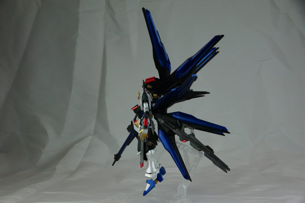 ガンダムウルトラストライクフリーダム–3枚目/制作者:ハリソン・セイバー