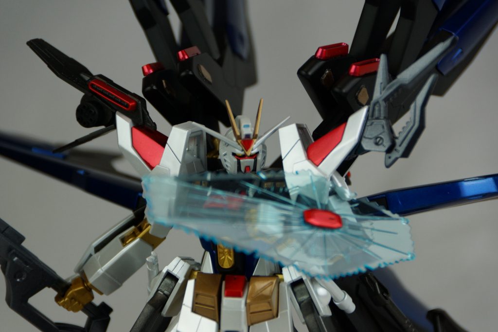 ガンダムウルトラストライクフリーダム–8枚目/制作者:ハリソン・セイバー